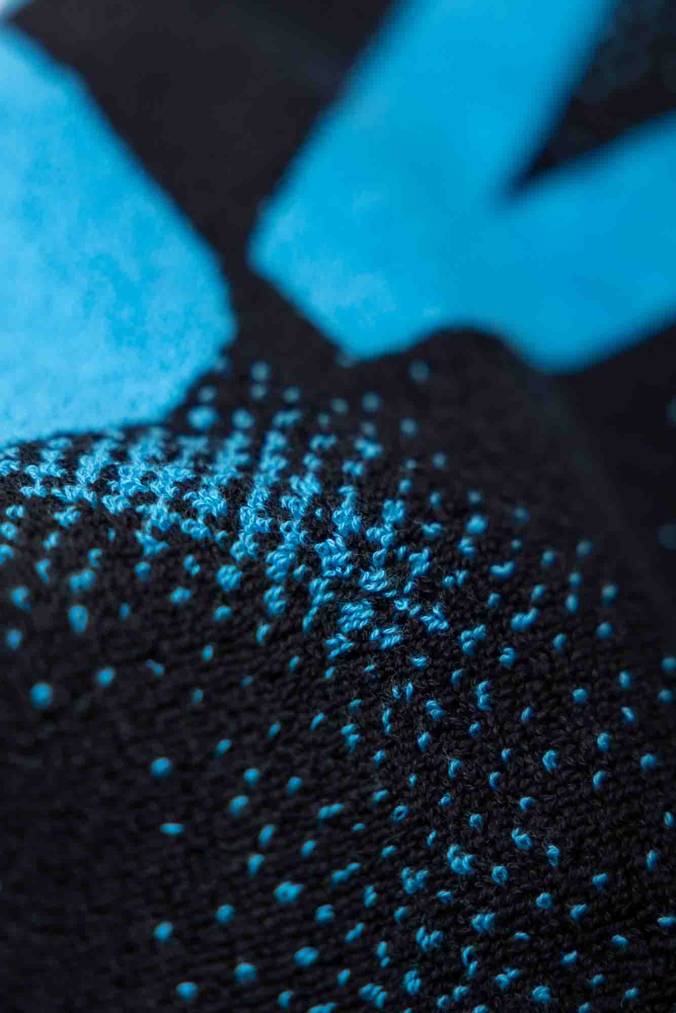 Andro Towel NUZN S black/blue